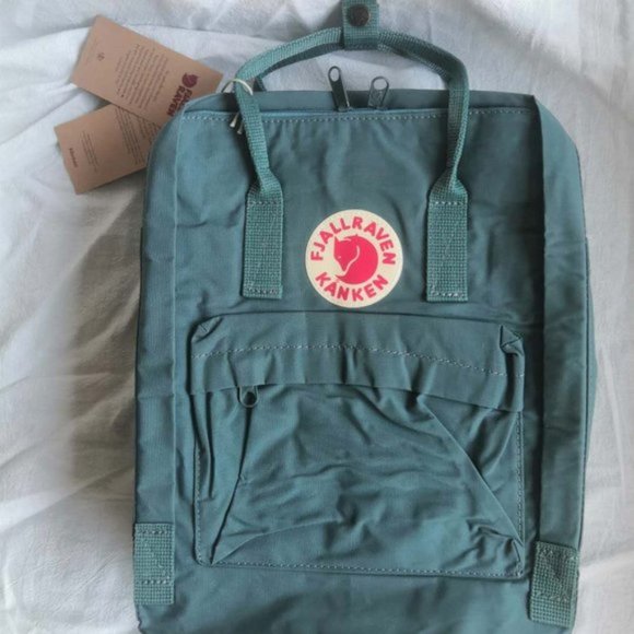 fjallraven kanken classic frost green